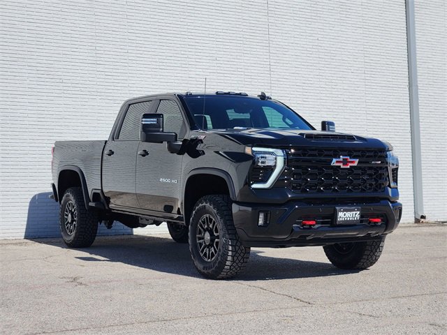 New 2026 Chevrolet Silverado 2500 ZR2 image 2