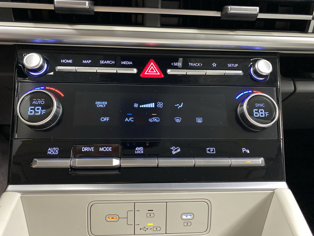New 2026 Hyundai Santa Fe SE AWD/4WD image 17