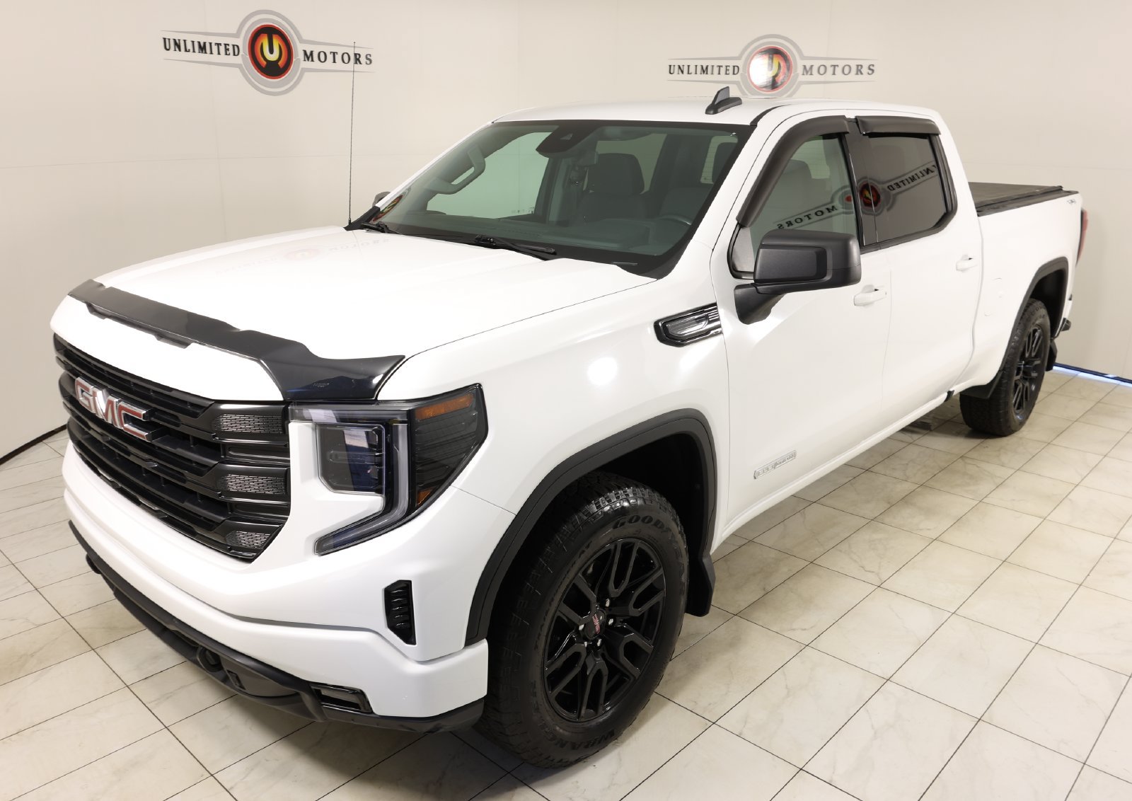 Used 2023 GMC Sierra 1500 Elevation AWD/4WD image 34