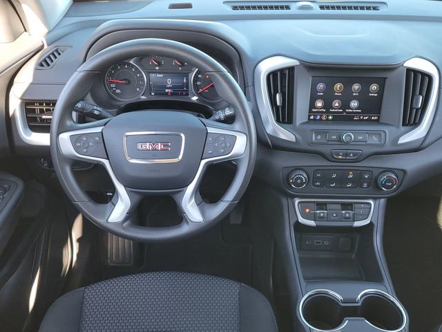 Used 2024 GMC Terrain SLE w/ Elevation Edition AWD/4WD image 9