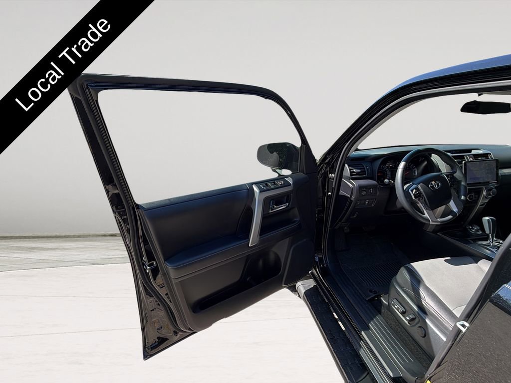 Used 2019 Toyota 4Runner SR5 Premium AWD/4WD image 11