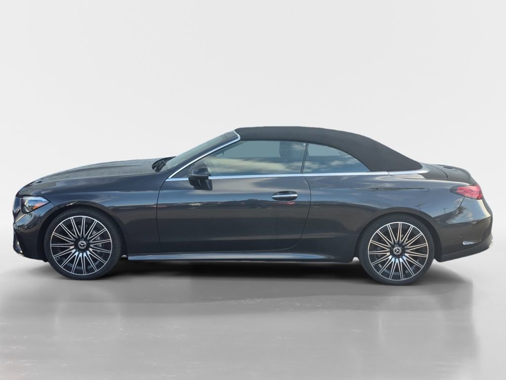 Used 2025 Mercedes-Benz CLE 300 4MATIC Cabriolet image 7