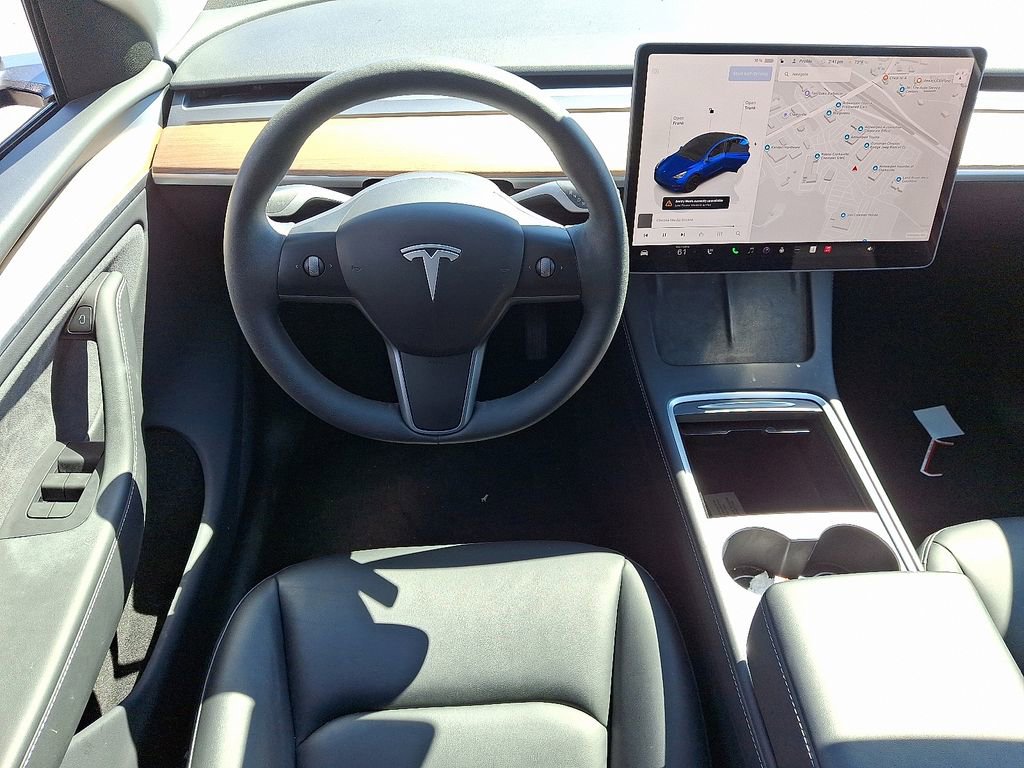 Used 2024 Tesla Model Y Long Range image 9