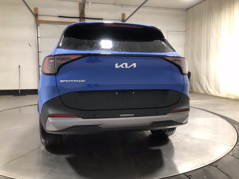 New 2026 Kia Sportage EX w/ EX Panorama Roof Package FWD image 6