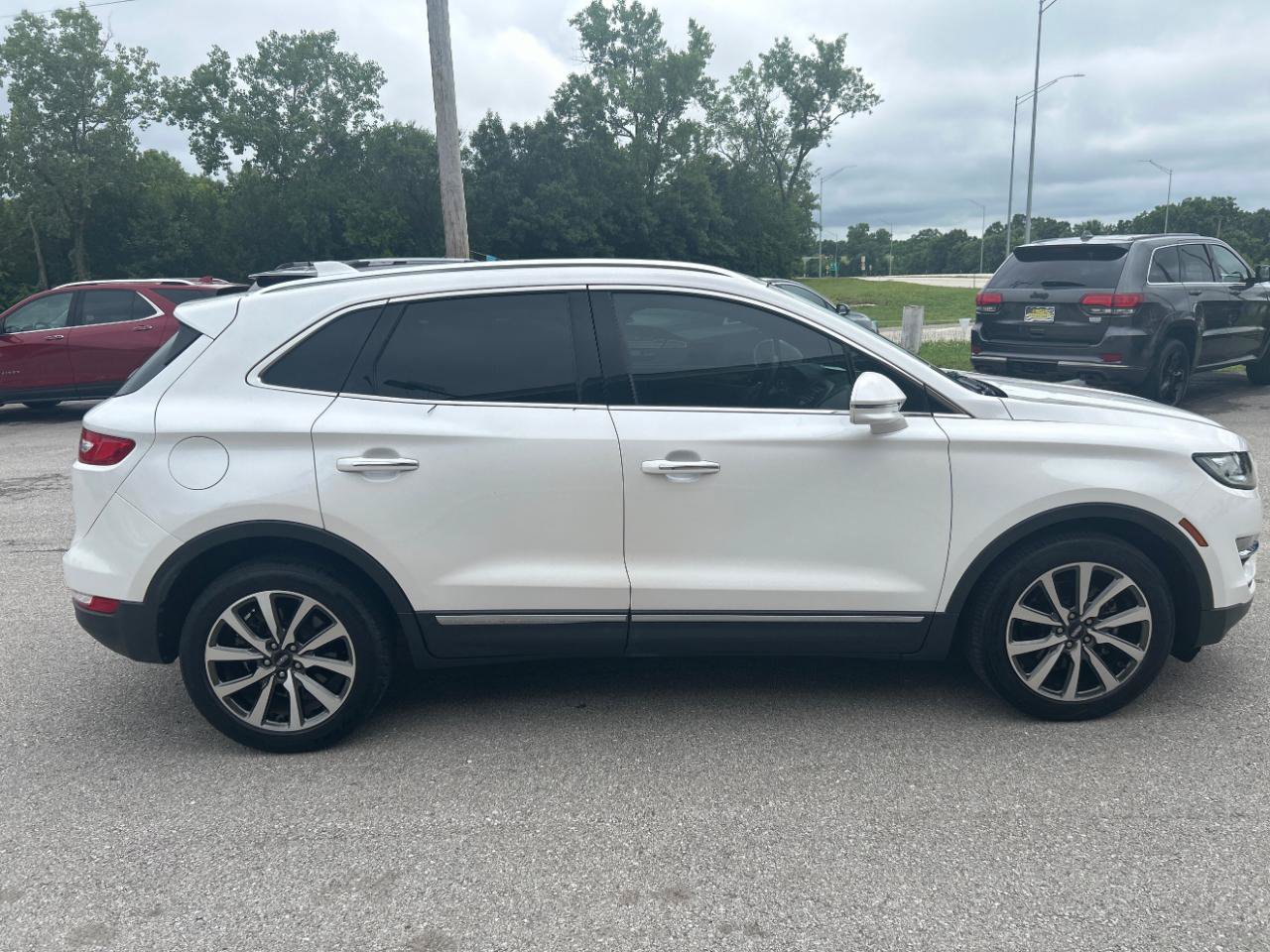 Used 2019 Lincoln MKC Reserve w/ MKC Climate Package FWD image 4