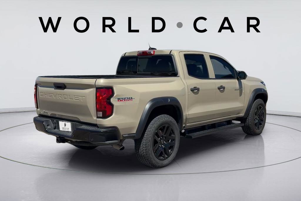 Used 2023 Chevrolet Colorado Trail Boss w/ Technology Package AWD/4WD image 4