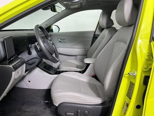 Used 2024 Hyundai Kona Limited FWD image 21