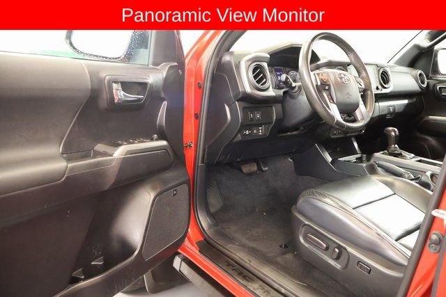 Used 2020 Toyota Tacoma TRD Sport image 15