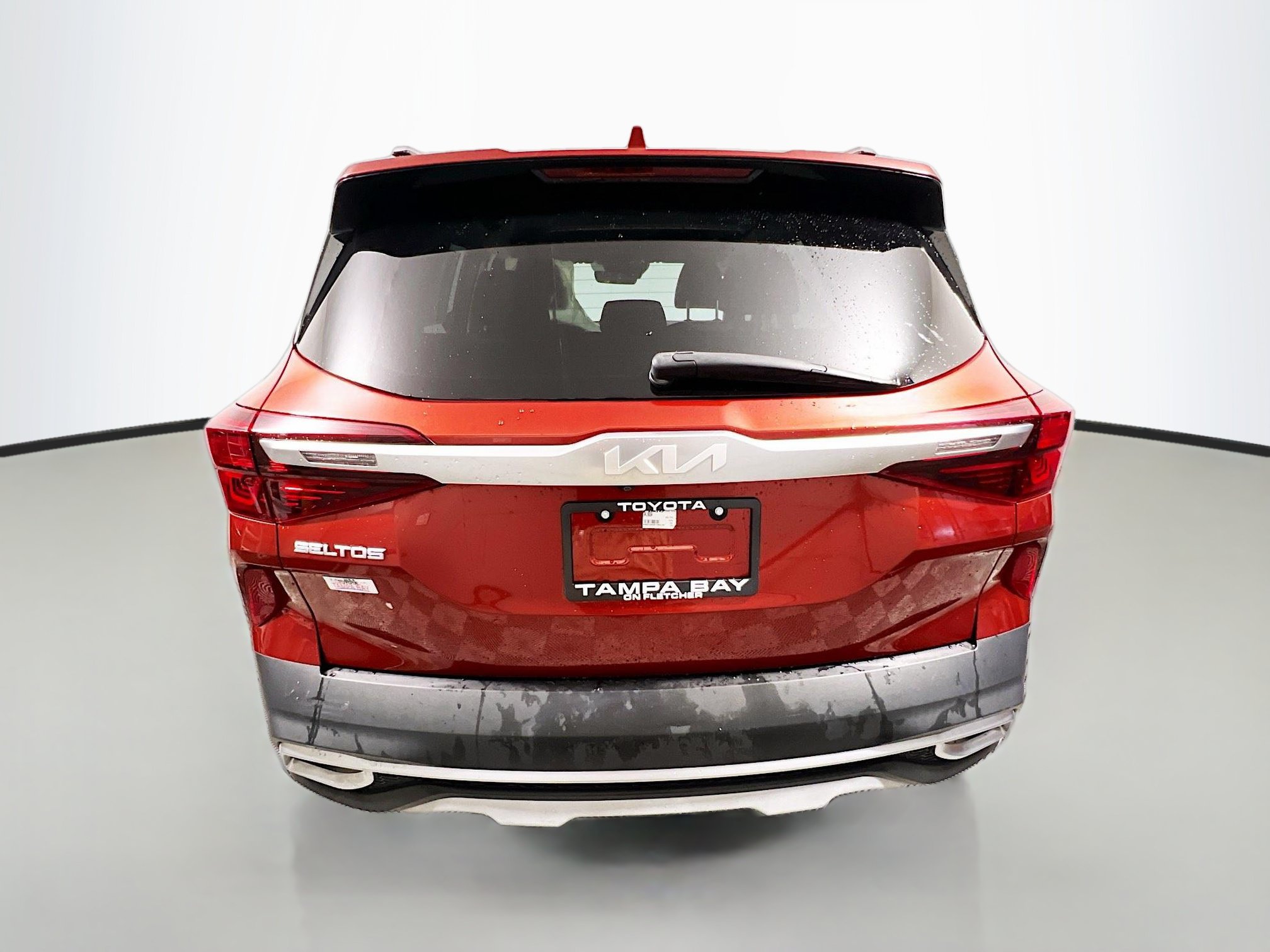 Used 2023 Kia Seltos S w/ Navigation Package FWD image 6