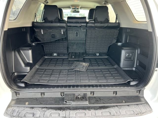 Used 2018 Toyota 4Runner SR5 image 23