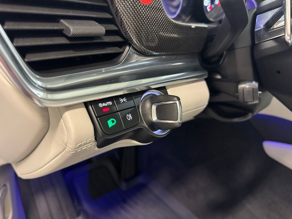 Certified 2023 Porsche Panamera 4 Platinum Edition AWD/4WD image 15