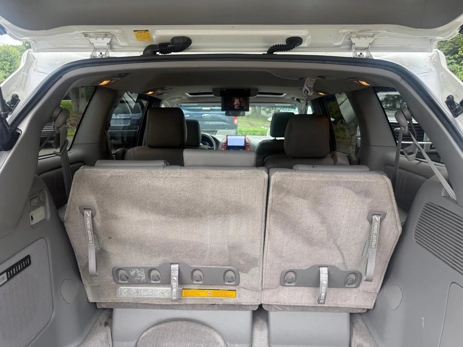 Used 2009 Toyota Sienna XLE FWD image 23
