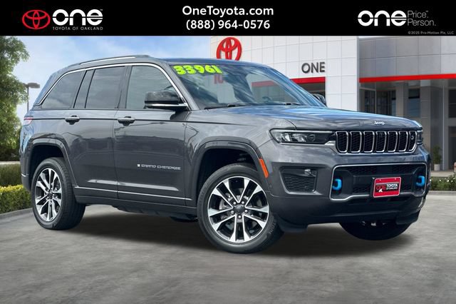 Used 2023 Jeep Grand Cherokee Overland w/ Advanced Protech Group III