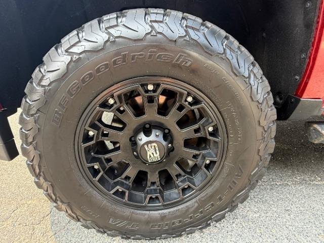 Used 2018 Chevrolet Silverado 1500 LT w/ All Star Edition AWD/4WD image 15