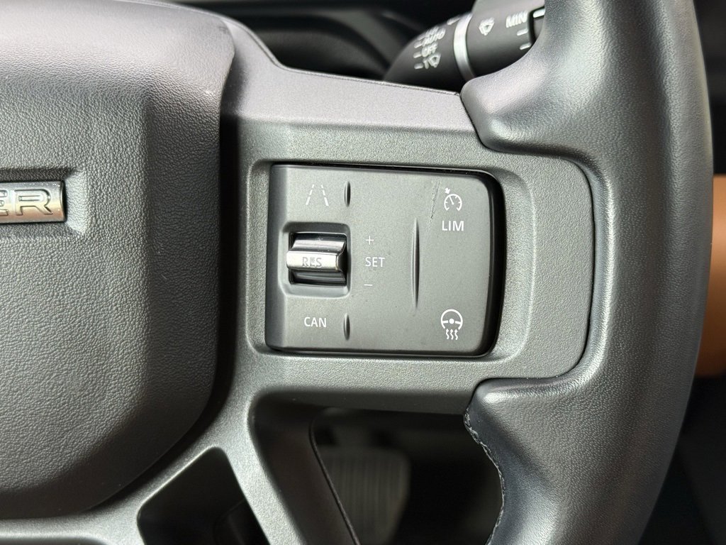 Certified 2023 Land Rover Defender 110 X-Dynamic SE image 21