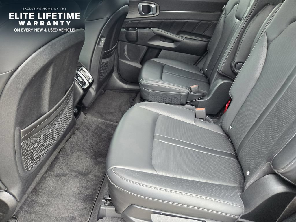 Certified 2025 Kia Sorento SX AWD/4WD image 28