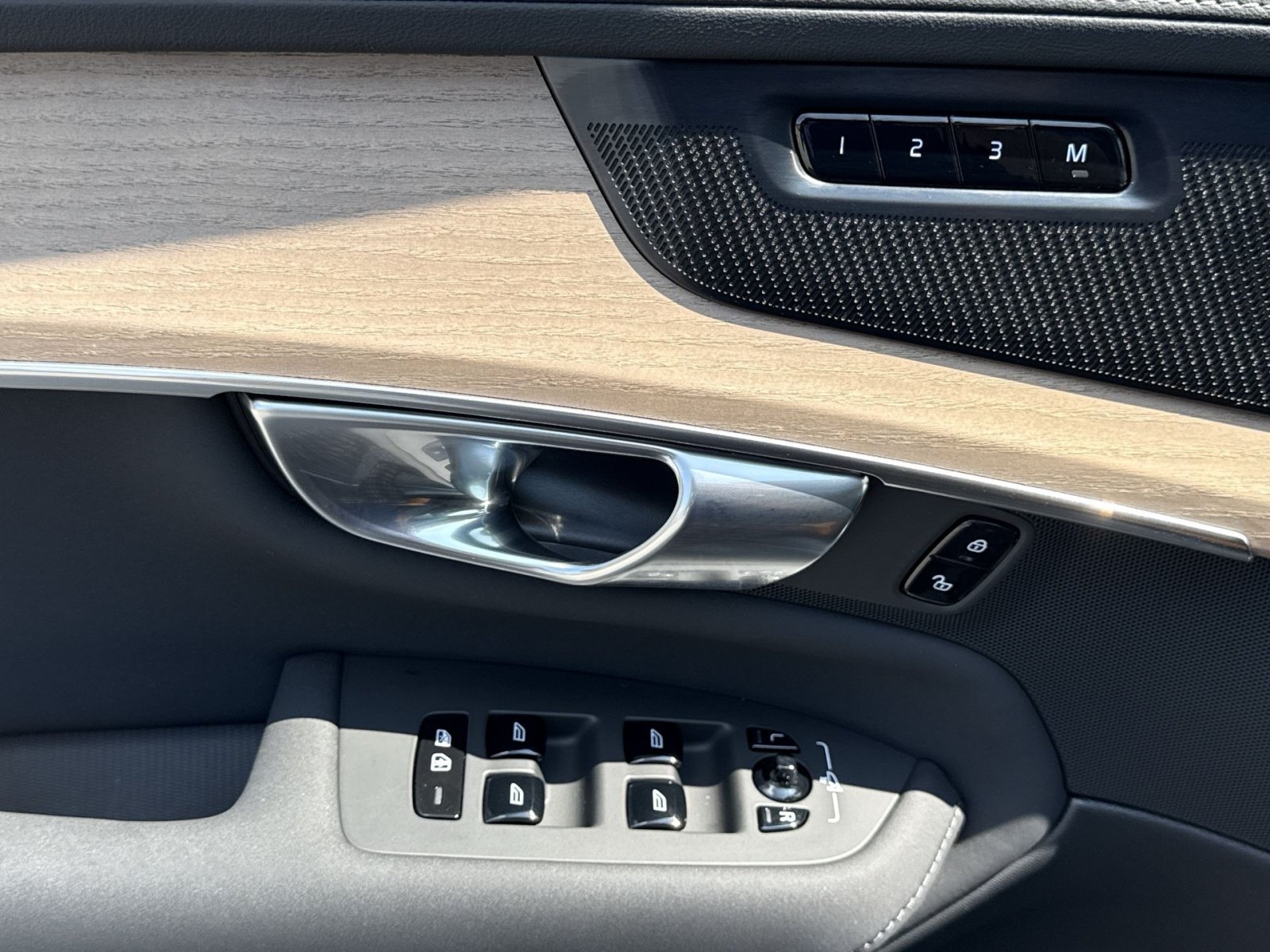 New 2026 Volvo XC90 B6 Plus AWD/4WD image 23