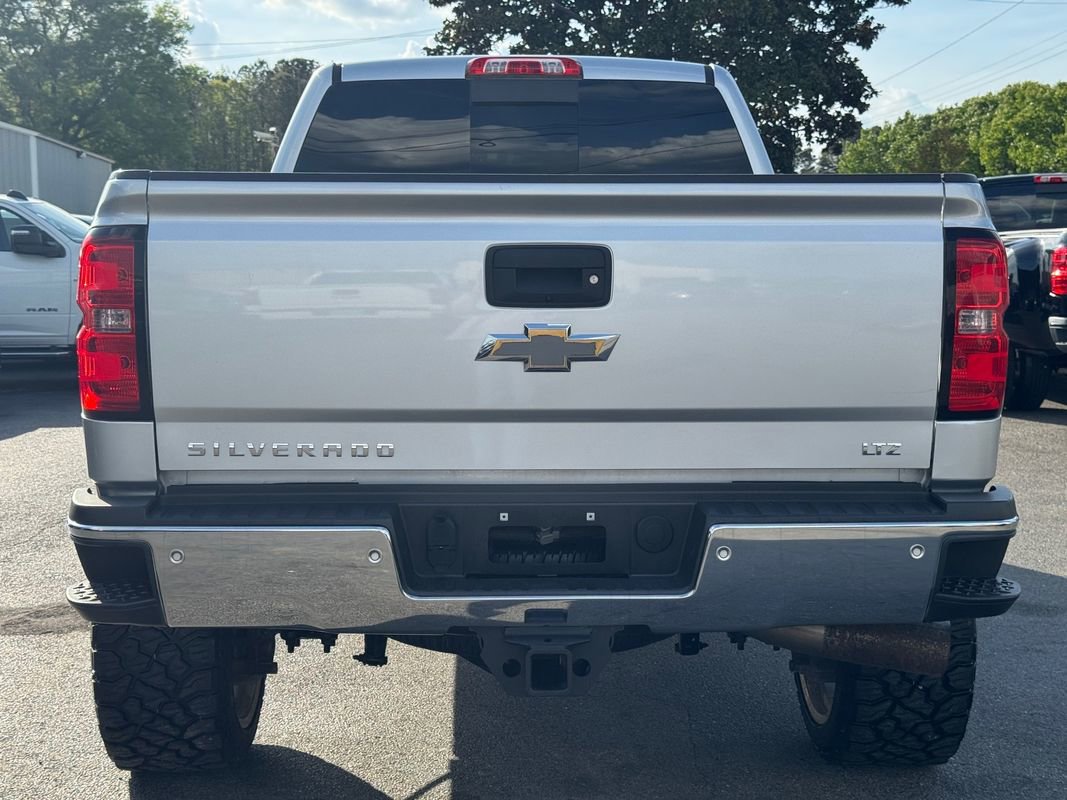 Used 2018 Chevrolet Silverado 2500 LTZ w/ Duramax Plus Package AWD/4WD image 5