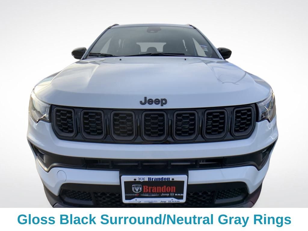 New 2026 Jeep Compass Latitude image 9