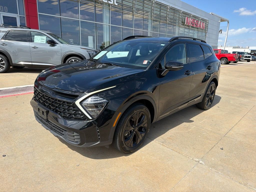 Used 2025 Kia Sportage X-Line AWD/4WD image 1