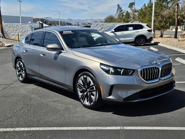 Used 2026 BMW 530i w/ Premium Package image 3