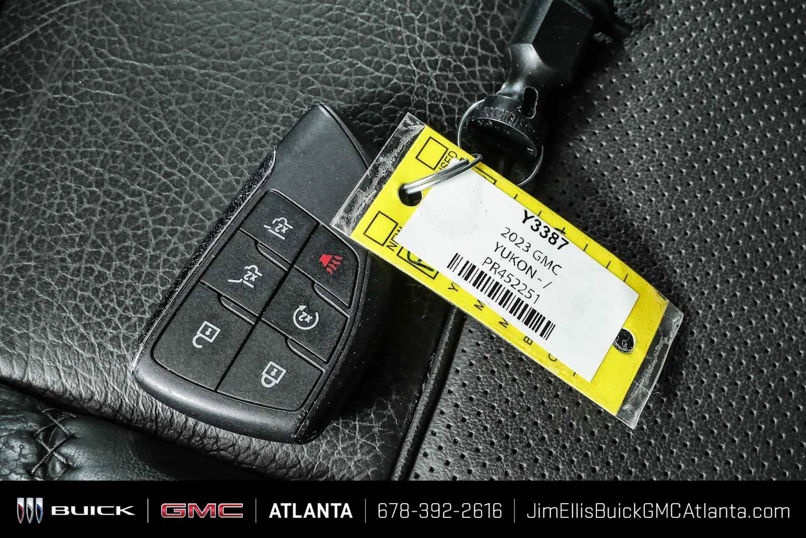 Certified 2023 GMC Yukon Denali AWD/4WD image 38