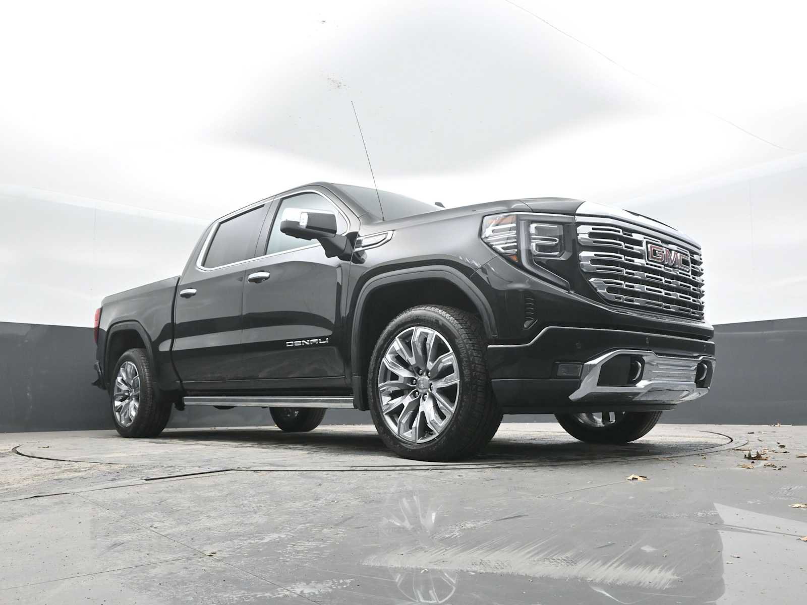 New 2026 GMC Sierra 1500 Denali w/ Denali Reserve Package image 45