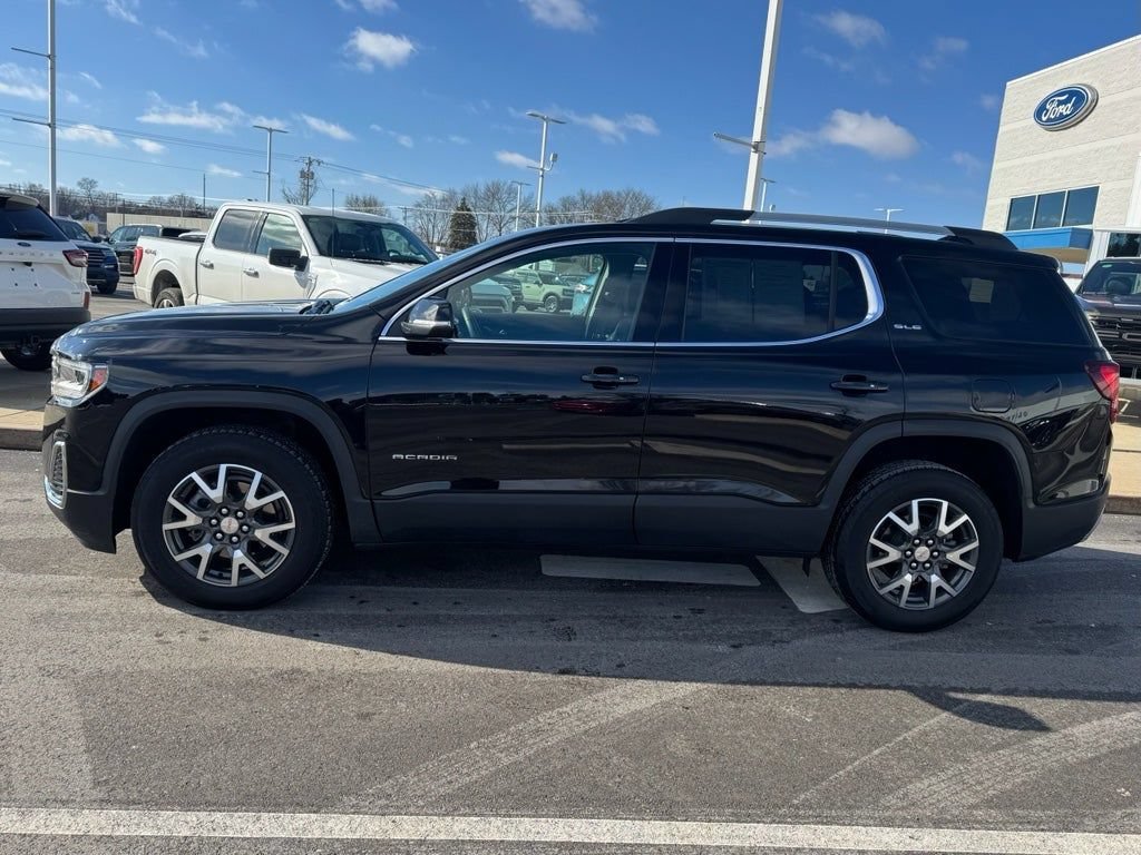 Used 2023 GMC Acadia SLE w/ Driver Convenience Package AWD/4WD image 4