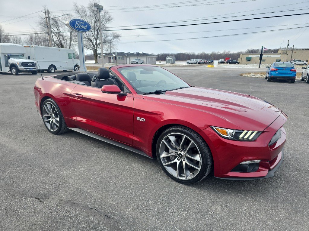 Used 2017 Ford Mustang GT Premium w/ Equipment Group 401A image 8