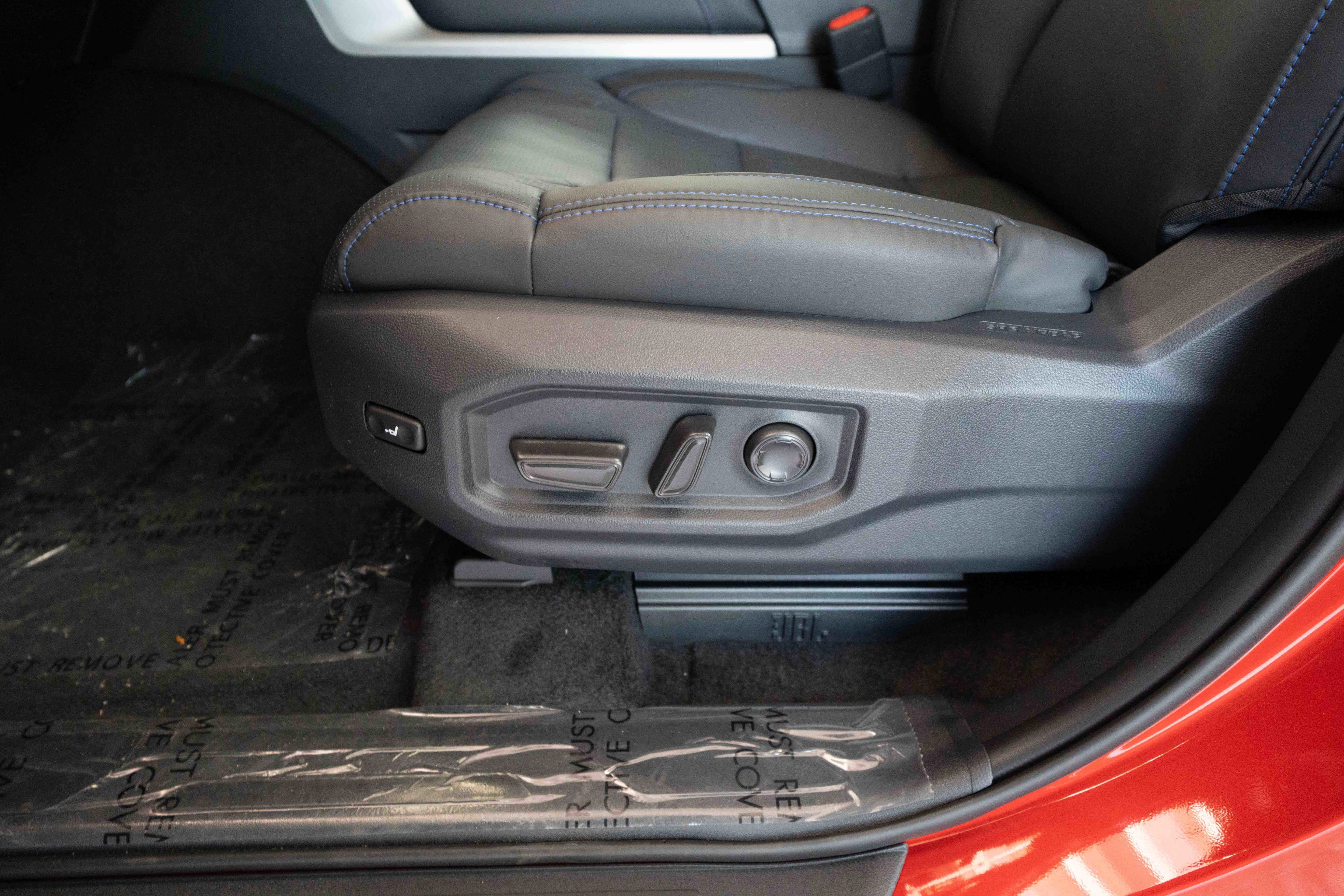 New 2026 Toyota Tundra Platinum AWD/4WD image 12