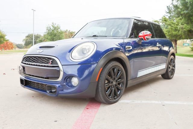 Used 2017 MINI Cooper S image 3