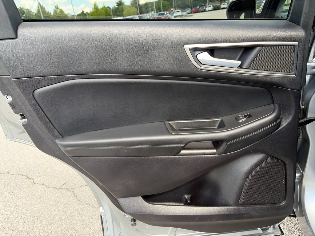 Used 2021 Ford Edge SEL w/ Convenience Package AWD/4WD image 26
