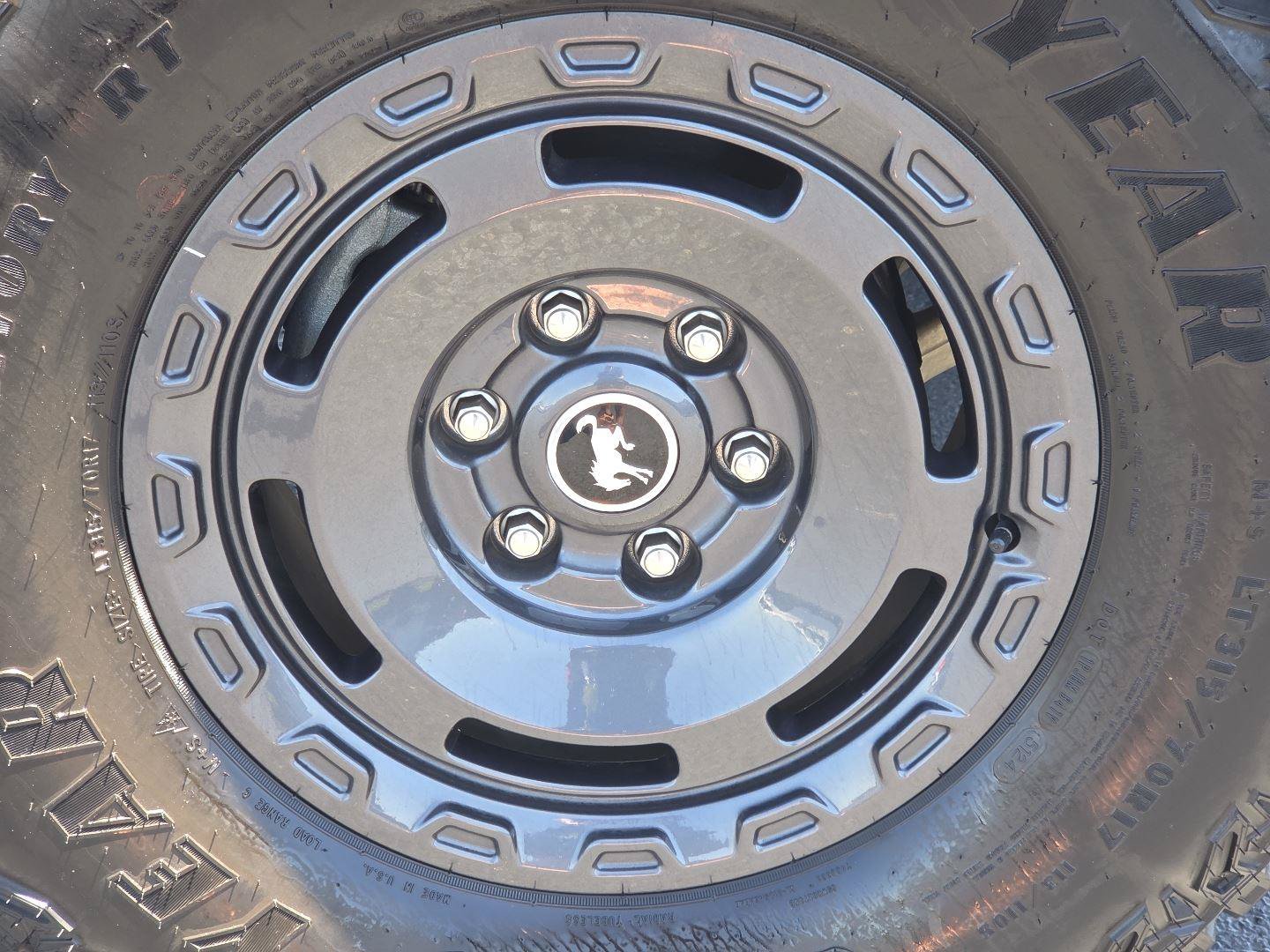 Used 2025 Ford Bronco Badlands AWD/4WD image 12