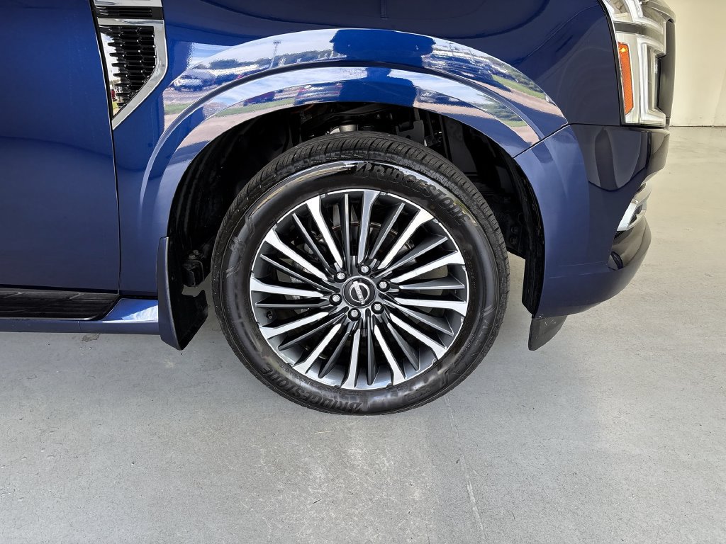 Certified 2025 Nissan Armada Platinum Reserve AWD/4WD image 15
