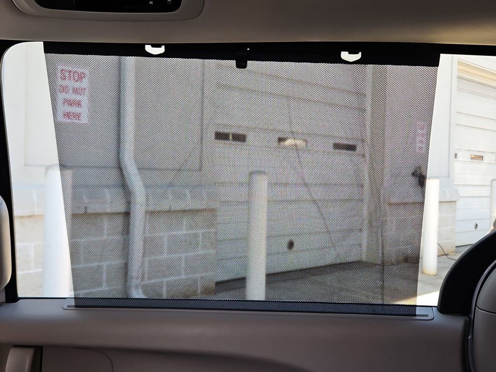 Used 2023 Chrysler Pacifica Touring-L image 29