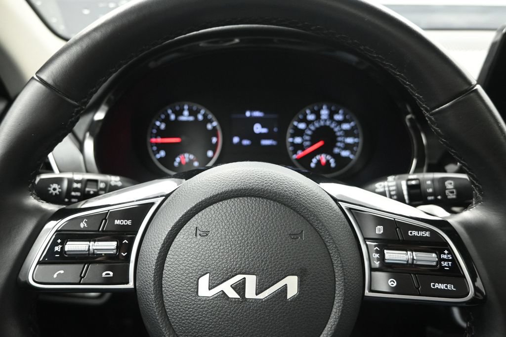 Certified 2022 Kia Seltos EX AWD/4WD image 14