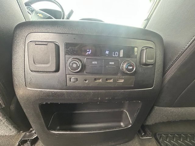 Used 2018 Chevrolet Suburban LT AWD/4WD image 16