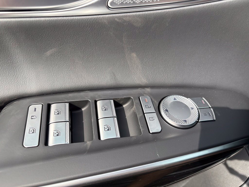 New 2027 Genesis GV70 2.5T AWD/4WD image 7