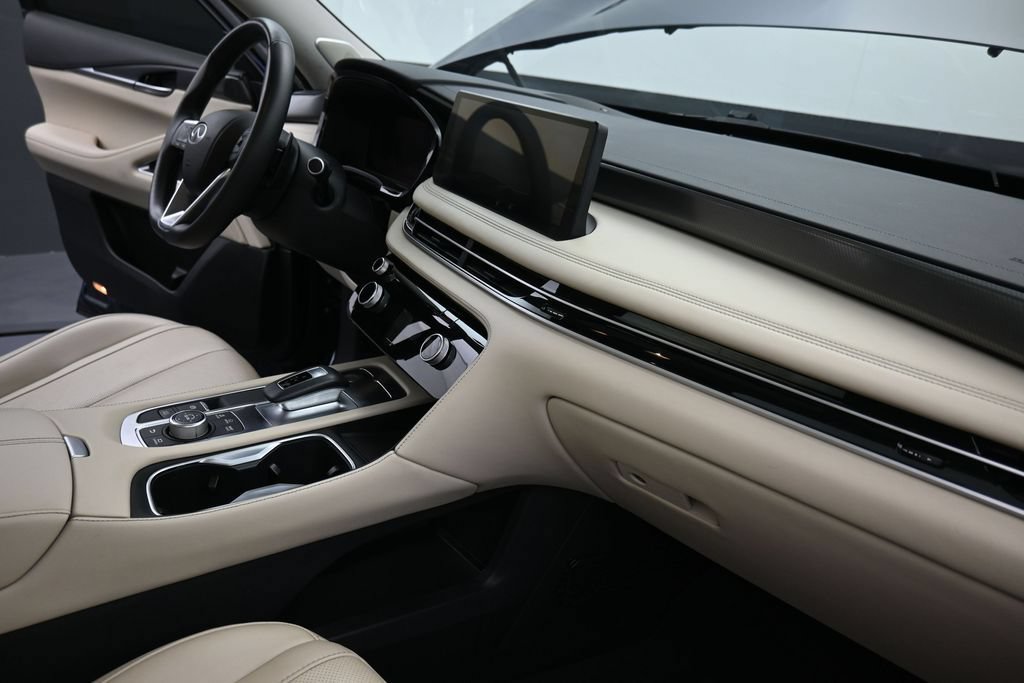 Used 2023 INFINITI QX60 Luxe w/ Vision Package AWD/4WD image 20