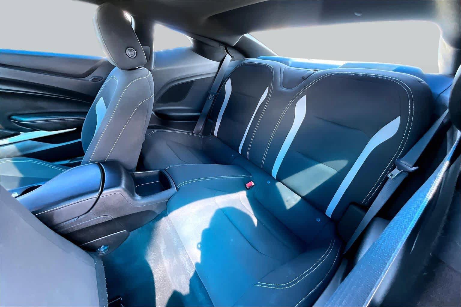 Used 2022 Chevrolet Camaro LT RWD image 19