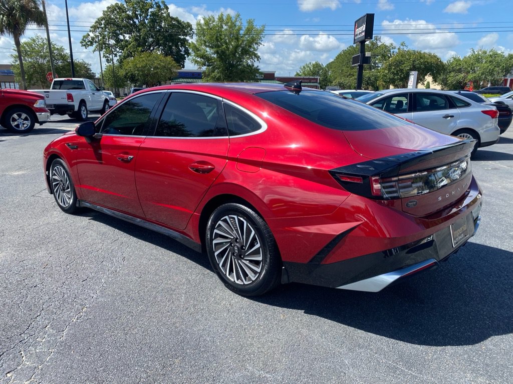 Used 2024 Hyundai Sonata SEL FWD image 4