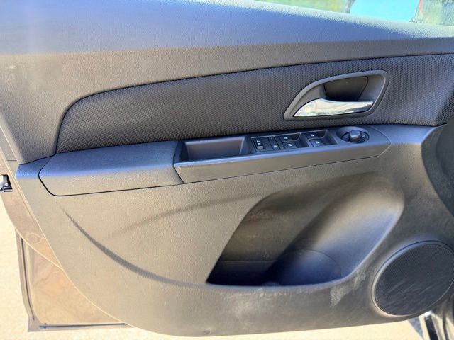 Used 2016 Chevrolet Cruze LT FWD image 14