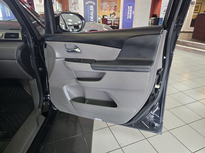 Used 2017 Honda Odyssey EX-L image 12
