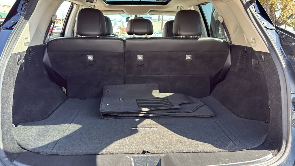 Used 2017 Nissan Murano Platinum w/ Platinum Technology Package image 9