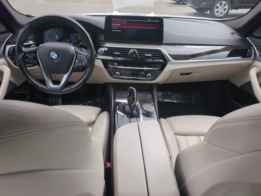 Used 2021 BMW 530i w/ Premium Package RWD image 15