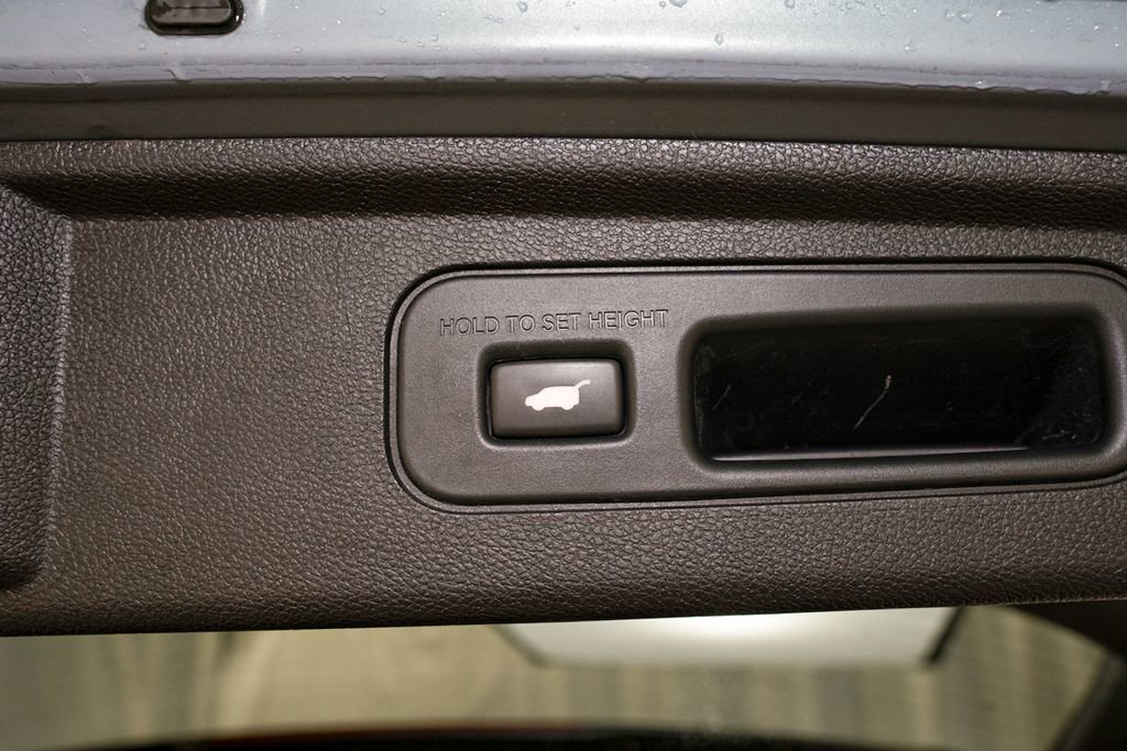 Used 2023 Honda Odyssey Touring image 6