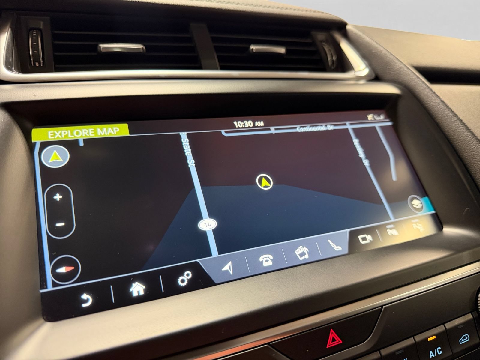 Used 2018 Jaguar E-PACE SE AWD/4WD image 31