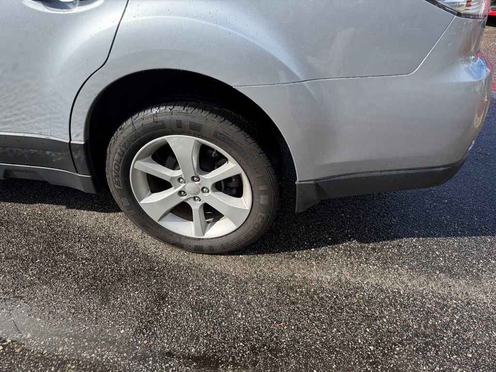 Used 2013 Subaru Outback 2.5i Premium image 9