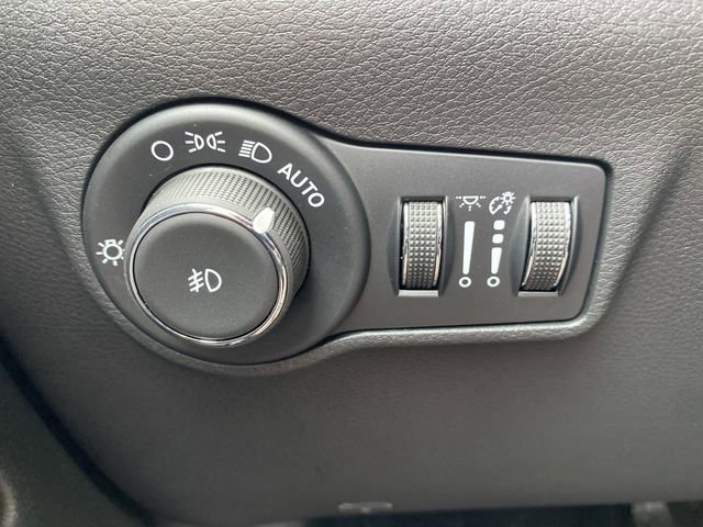 New 2025 Jeep Compass Limited w/ High Altitude Package image 26