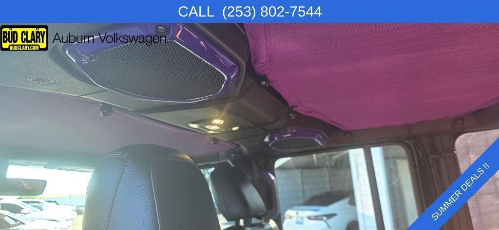 Used 2020 Jeep Wrangler Unlimited Sahara w/ Dual Top Group AWD/4WD image 9